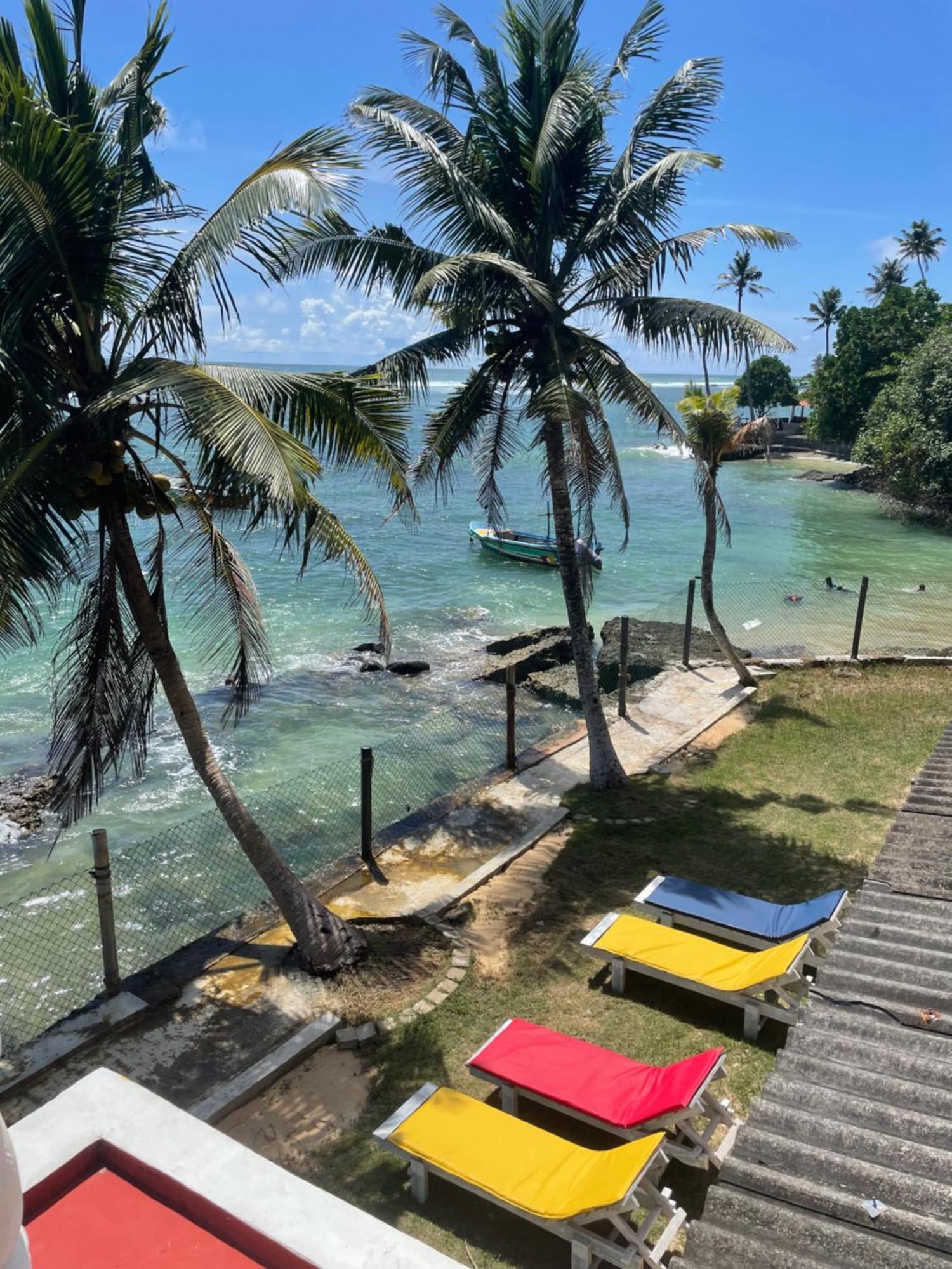 Sayuri Beach Hotel Matara Exterior photo